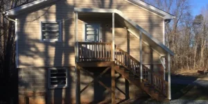 Stationary Awnings vs. Retractable Awnings: Which Is Right for You?